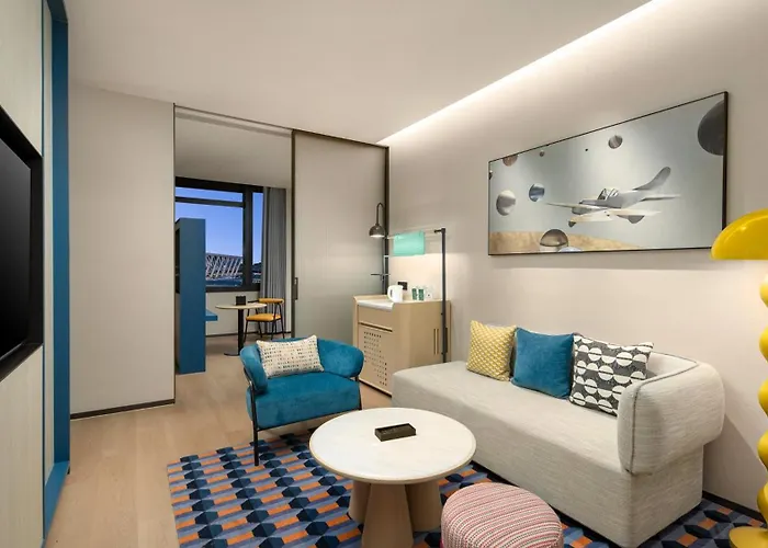 Holiday Inn Shanghai Pudong Airport, An Ihg Hotel