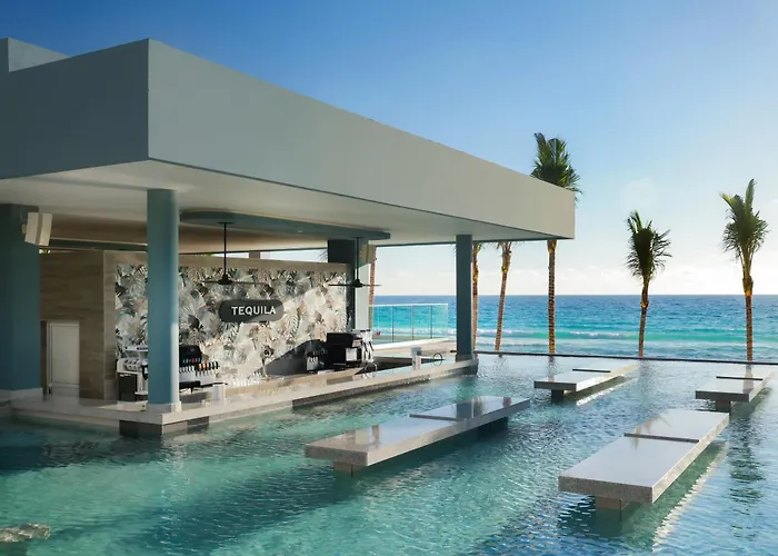 Riu Ventura Hotel Cancun