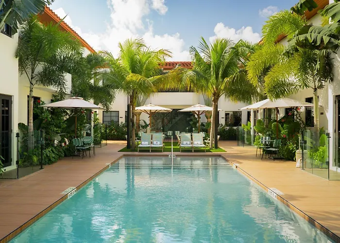 Maison Felix Miami Beach