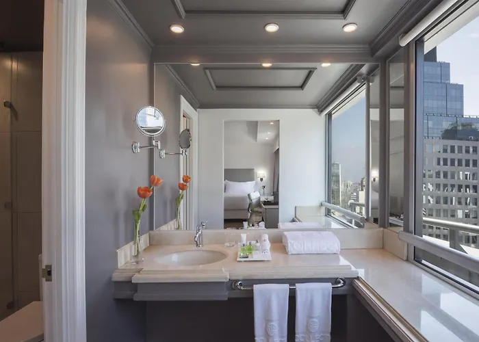 Nh Collection Plaza Santiago Hotel