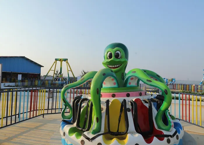 Amazing Fun World By Nexottel Hotel Dwarka 