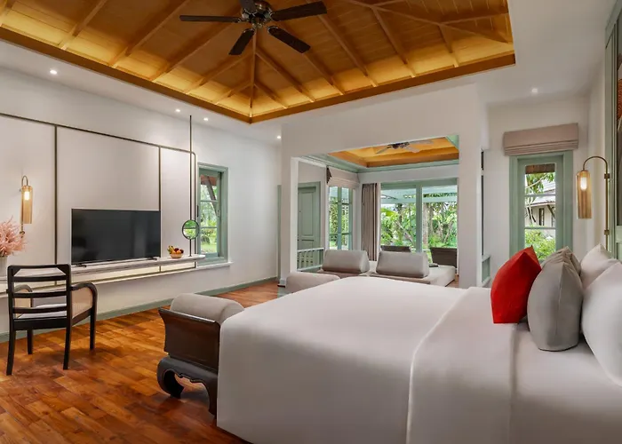 La Solaya Khao Lak Hotel