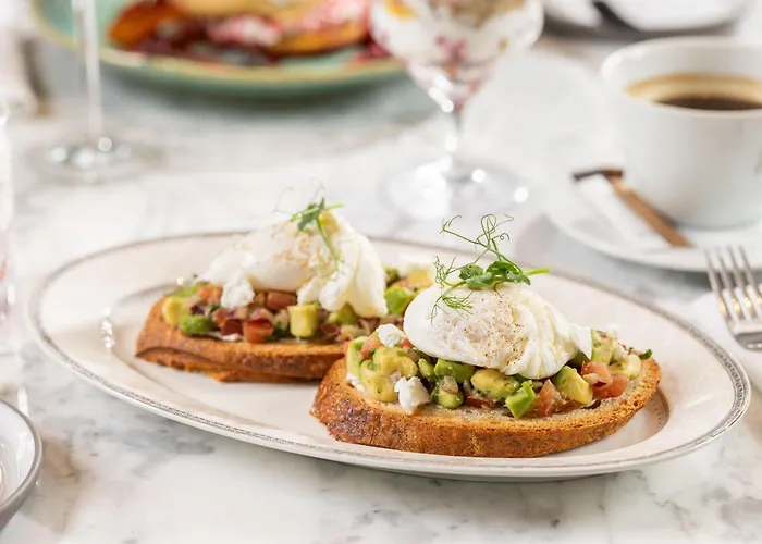 Sheraton Grand Tbilisi Metechi Palace