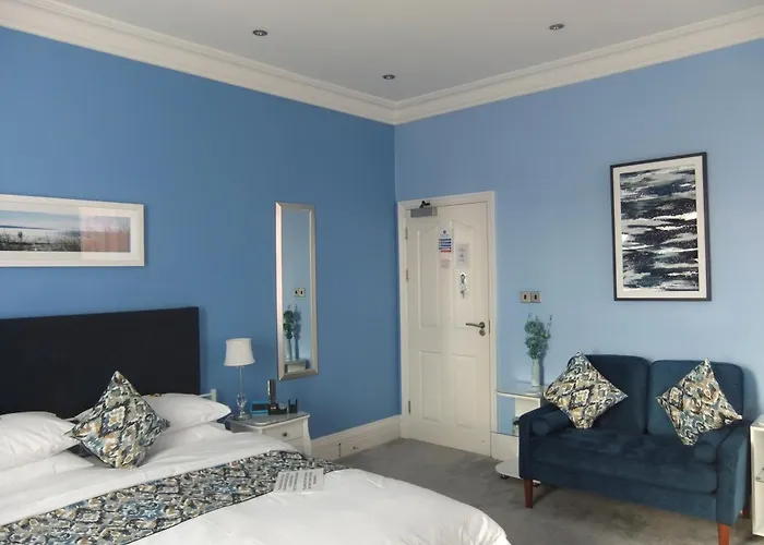 Fourrooms - Couples Only Blackpool