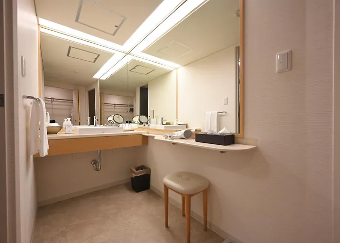 The Prince Kyoto Takaragaike, Autograph Collection