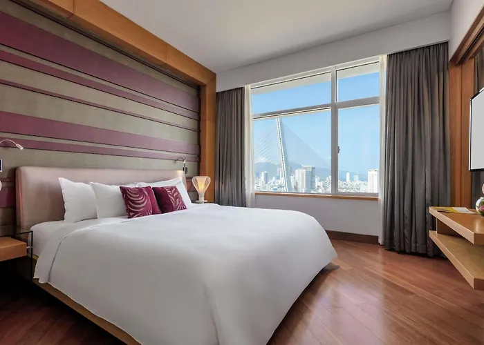 Grand Mercure Danang