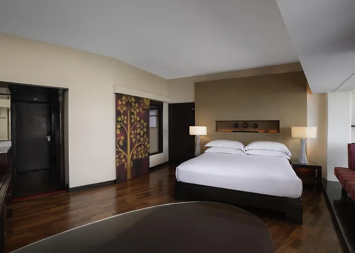 Pullman Phuket Karon Beach Resort