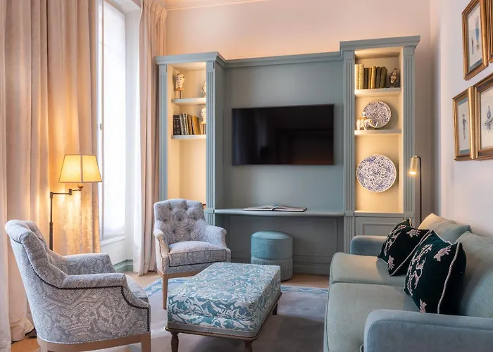 Hotel De Montesquieu Paris