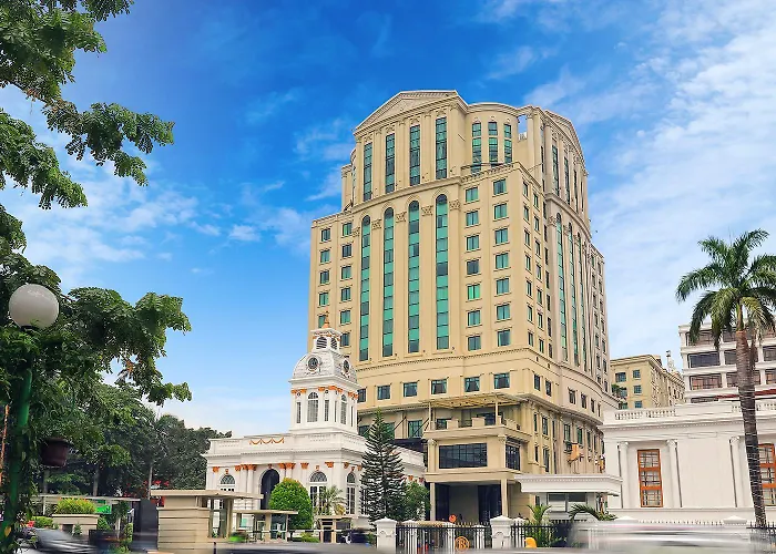 Grand City Hall Hotel & Serviced Residences Medan