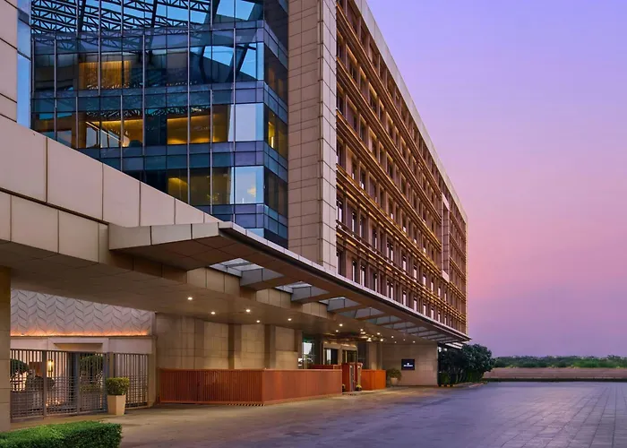 Jw Marriott Hotel New Delhi Aerocity