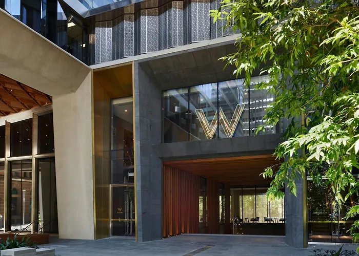 W Melbourne Hotel