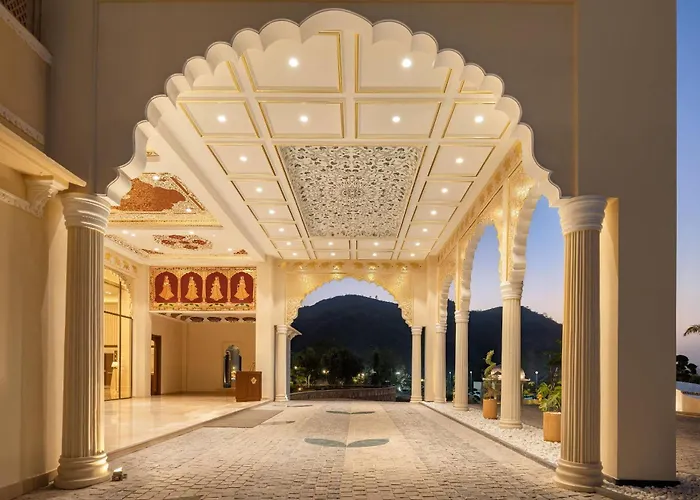 Wyndham Garden Udaipur Bhuwana Hotel