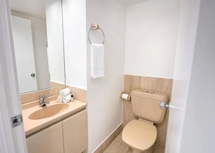 Contessa Holiday Apartments Gold Coast