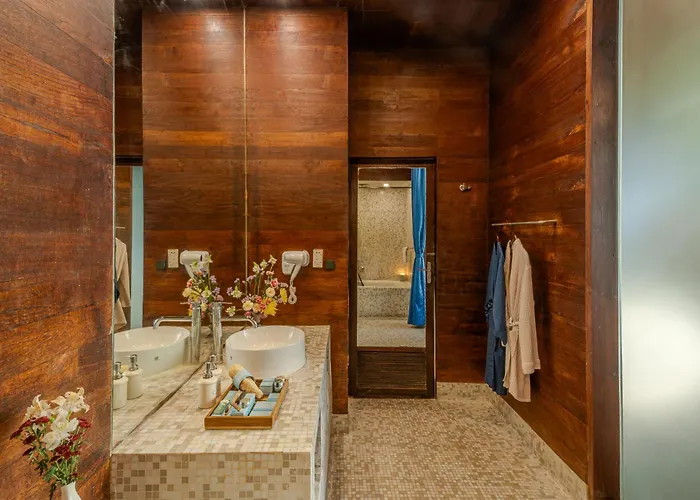Le Dupleix Hotel Pondicherry