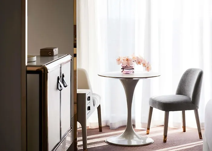 Hotel Chadstone Melbourne Mgallery Collection