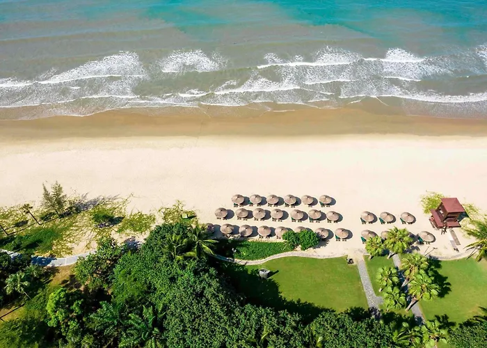Pullman Oceanview Sanya Bay Resort & Spa