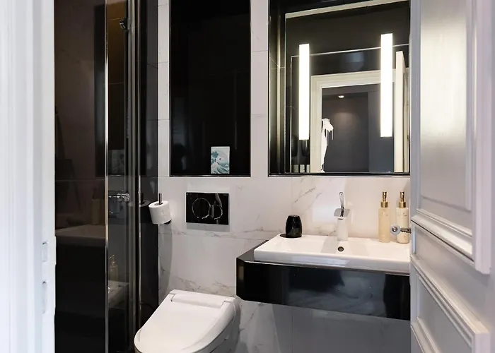Maison Albar- Le Champs-Elysees Paris