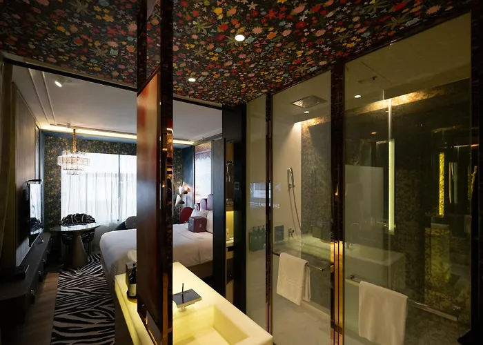 Naumi Hotel Singapore