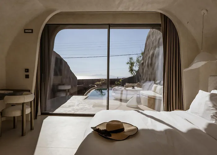 One Of One Hotel Imerovigli 