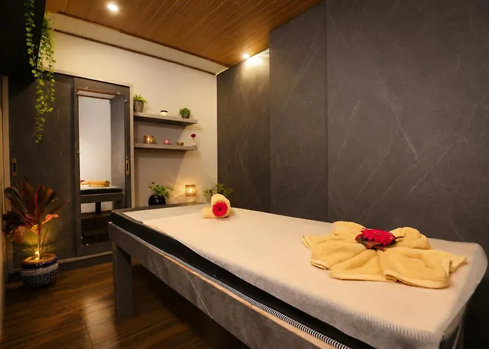 The Grand Retreat - Chikmagalur Hotel