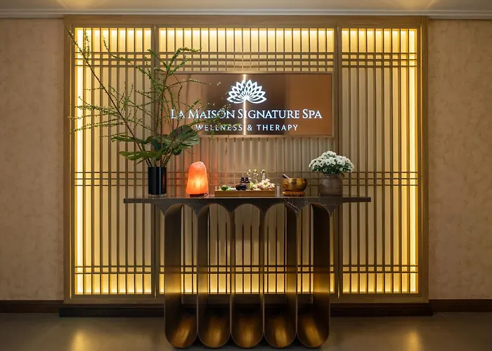 Hotel Du Lac Signature Hanoi