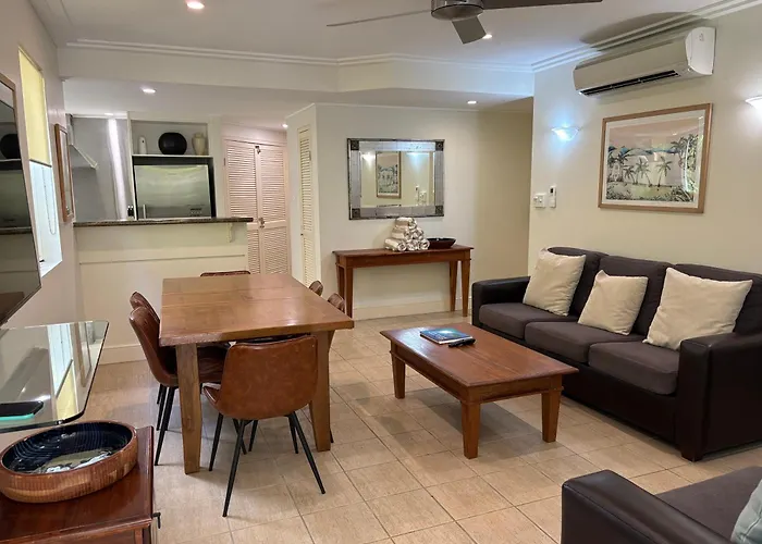 Mandalay Luxury Beachfront Apartments Port Douglas
