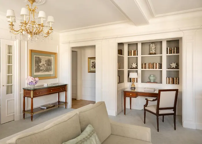 Four Seasons Hotel George V Parijs