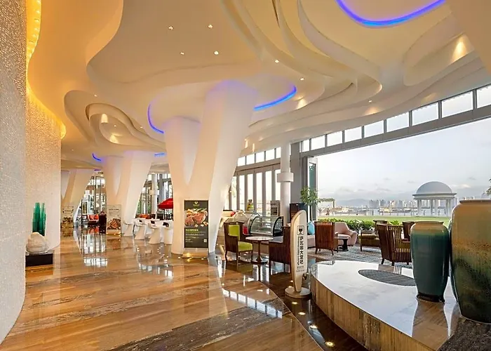 Phoenix Island Resort Sanya