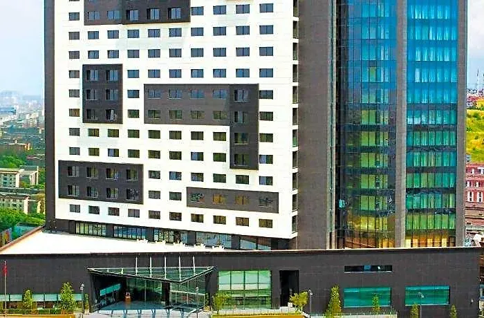 Ramada Plaza By Wyndham Istanbul Tekstilkent Hotel