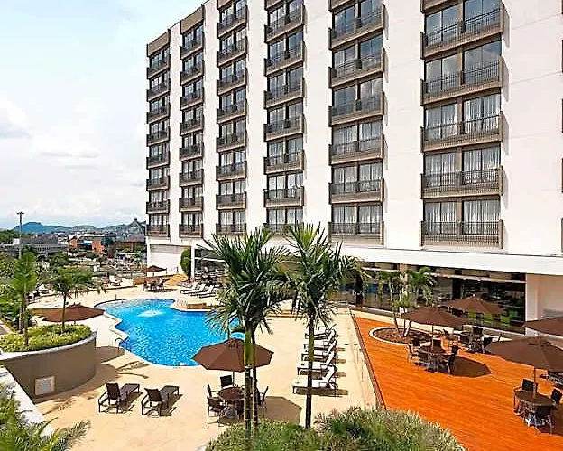Movich Hotel De Pereira