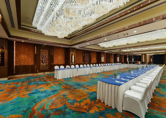 Radisson Blu Towers Kaushambi Delhi Ncr Hotel Ghaziabad