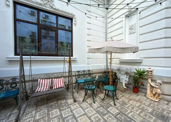 Conacul Coroanei Luxury Boutique Hotel Bucharest
