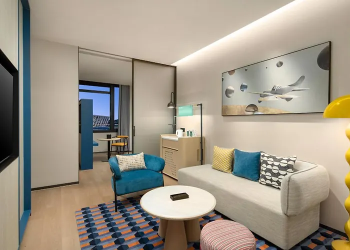 Holiday Inn Shanghai Pudong Airport, An Ihg Hotel