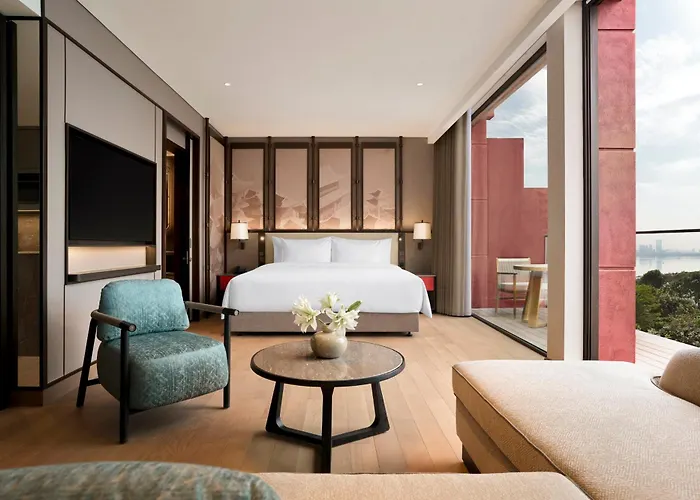 Dusit Le Palais Tu Hoa Hanoi