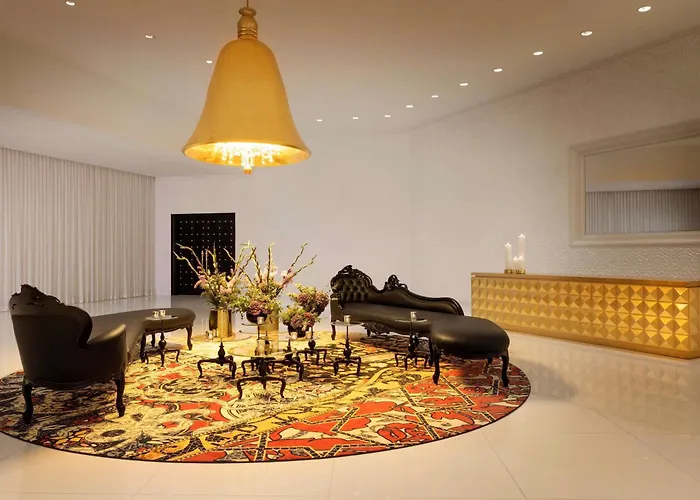 Mondrian Doha Hotel