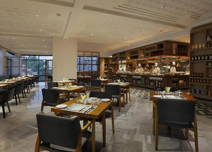 Novotel Chennai Chamiers Road