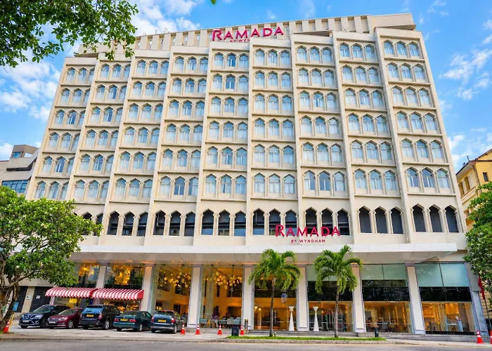 Ramada Colombo Hotel