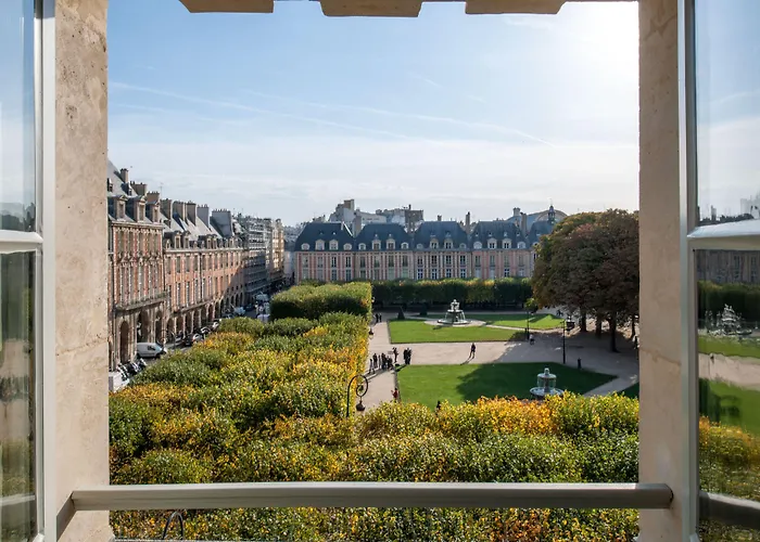 Cour Des Vosges - Evok Collection Hotel Paris