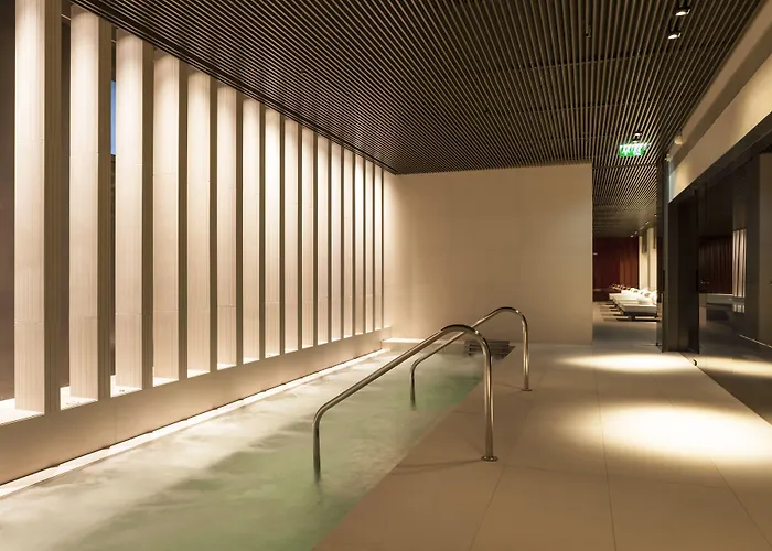 Kozmo Hotel Suites & Spa - Small Luxury Hotels Of The World Boedapest