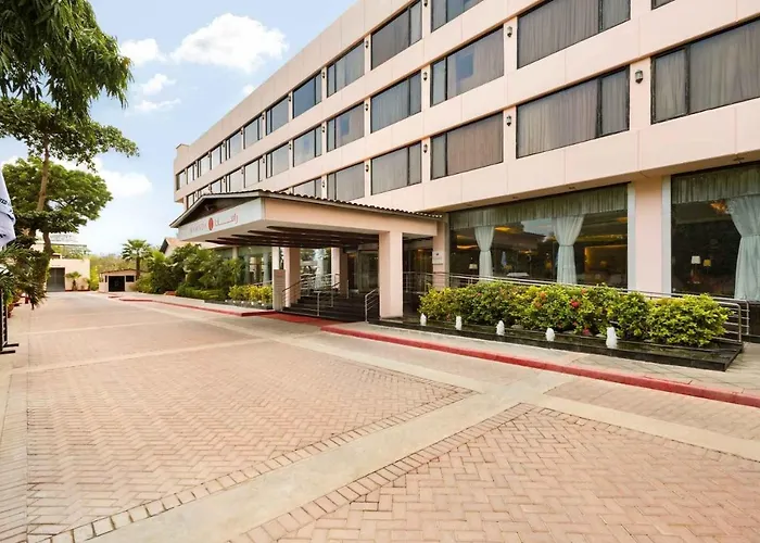 Ramada Plaza By Wyndham Karachi Airport Hotel